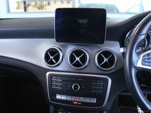 Mercedes-Benz GLA GLA200 auto - Image 11