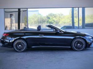 Mercedes-Benz CLE CLE300 4Matic cabriolet AMG Line - Image 4