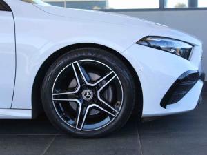 Mercedes-Benz A-Class A200 hatch Progressive - Image 4