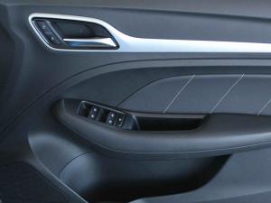 MG ZS 1.5 Luxury - Image 14