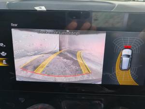 Mercedes-Benz EQB EQB350 4Matic Progressive - Image 12
