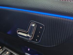 Mercedes-Benz EQB EQB350 4Matic Progressive - Image 15