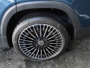 Mercedes-Benz EQB EQB350 4Matic Progressive - Image 4
