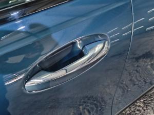 Mercedes-Benz EQB EQB350 4Matic Progressive - Image 5