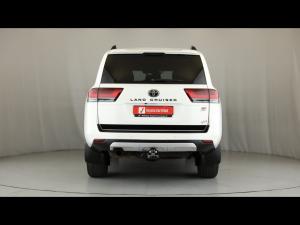 Toyota Land Cruiser 300 3.3D GR-Sport - Image 5