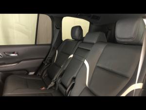 Toyota Land Cruiser 300 3.3D GR-Sport - Image 21
