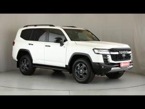 Toyota Land Cruiser 300 3.3D GR-Sport - Image 1