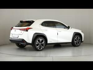 Lexus UX 250h SE - Image 2