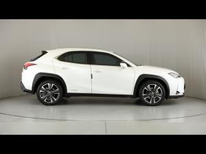 Lexus UX 250h SE - Image 3