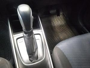 Toyota Starlet 1.4 XS auto - Image 12