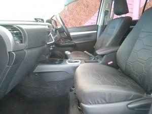 Toyota Hilux 2.8GD-6 double cab 4x4 Raider auto - Image 9