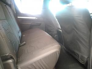 Toyota Hilux 2.8GD-6 double cab 4x4 Raider auto - Image 18