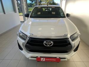 Toyota Hilux 2.4GD-6 double cab 4x4 Raider manual - Image 7
