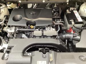 Toyota RAV4 2.0 VX - Image 21