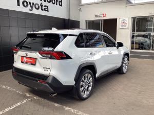 Toyota RAV4 2.0 VX - Image 2