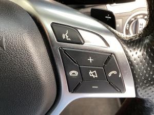 Mercedes-Benz E-Class E250 cabriolet - Image 10