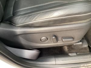 Hyundai Santa Fe 2.2D 4WD Elite - Image 17