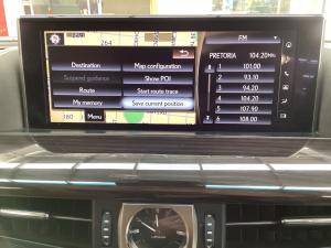 Lexus LX 450d - Image 13