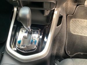 Nissan Navara 2.3D double cab LE auto - Image 12