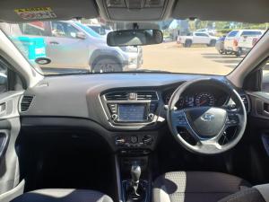 Hyundai i20 1.2 Motion - Image 11