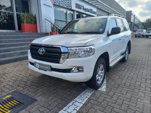 Toyota Land Cruiser 200 4.5D-4D V8 GX-R - Image 14