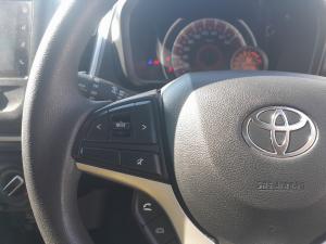 Toyota Vitz 1.0 XR auto - Image 9