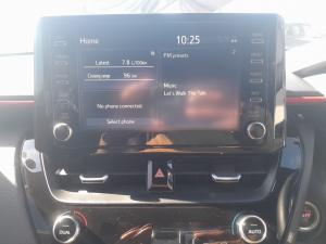 Toyota Corolla Cross 1.8 GR-Sport - Image 13