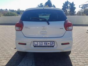 Toyota Vitz 1.0 XR manual - Image 5