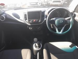 Toyota Vitz 1.0 XR manual - Image 6