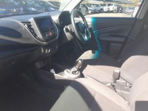 Toyota Vitz 1.0 XR manual - Image 7