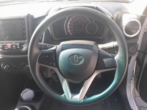 Toyota Vitz 1.0 XR manual - Image 8