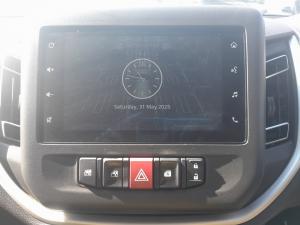 Toyota Vitz 1.0 XR manual - Image 12