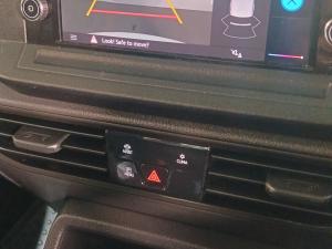 Volkswagen Caddy 2.0 TDi - Image 10