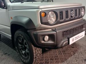 Suzuki Jimny 1.5 GLX automatic - Image 20