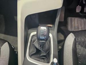 Nissan Magnite 1.0 Visia AMT - Image 14