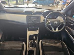 Nissan Magnite 1.0 Visia AMT - Image 21