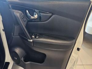 Nissan Qashqai 1.5 dCi Tekna - Image 14
