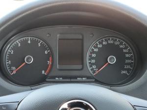 Volkswagen Polo Vivo 1.6 Comfortline TIP - Image 11