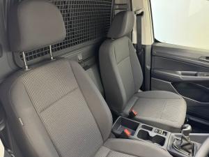 Volkswagen Caddy Maxi Cargo 2.0TDiP/V - Image 11