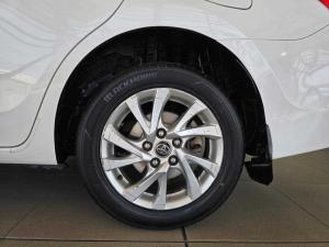 Toyota Corolla 1.4D Prestige - Image 10