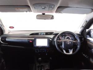 Toyota Hilux 2.4GD-6 double cab Raider manual - Image 7