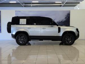 Land Rover Defender 110 P400 First Edition - Image 7
