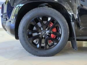 Land Rover Defender 110 D300 X - Image 12