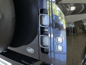 Land Rover Defender 110 D300 X - Image 20