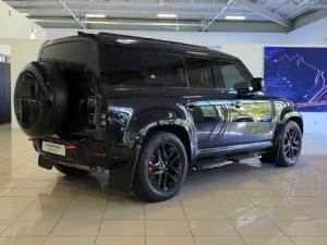 Land Rover Defender 110 D300 X - Image 6