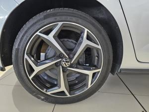 Volkswagen Polo hatch 1.0TSI Comfortline - Image 8