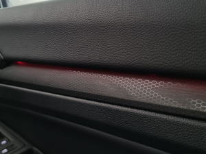 Volkswagen Golf GTI - Image 11