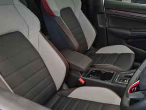 Volkswagen Golf GTI - Image 19