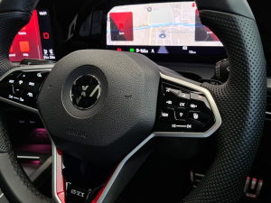 Volkswagen Golf GTI - Image 28