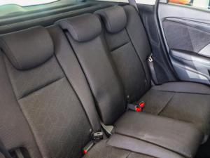 Honda WR-V 1.2 Comfort - Image 11